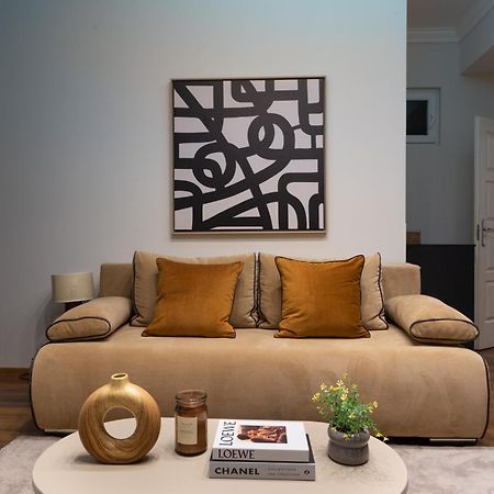 Chic Central 1Br Retreat Near New York Cafe With View Budapest Extérieur photo