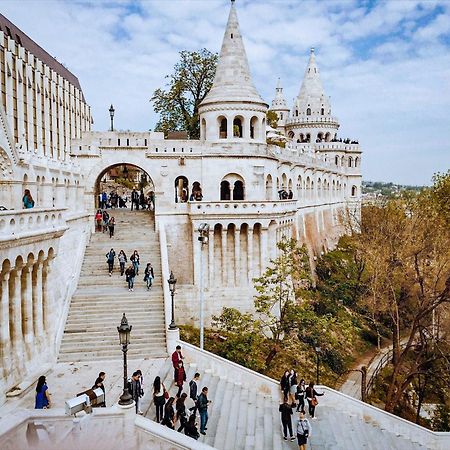 Chic Central 1Br Retreat Near New York Cafe With View Budapest Extérieur photo